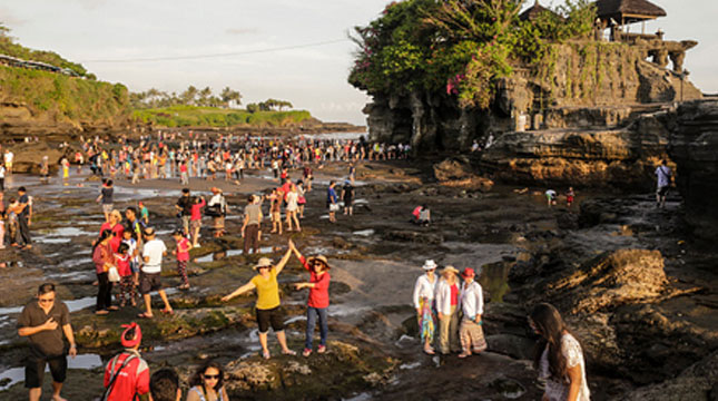 Ilustrasi Wisatawan Mancanegara di Bali (Pacific Press/Contributor/Getty Images)