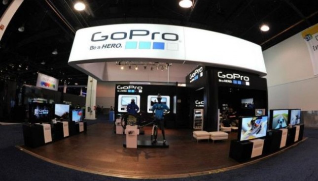 Produsen kamera GoPro bakal memindahkan beberapa basis produksinya dari China untuk melindungi rantai bisnis mereka dari tarif baru yang dikenakan oleh Amerika Serikat.