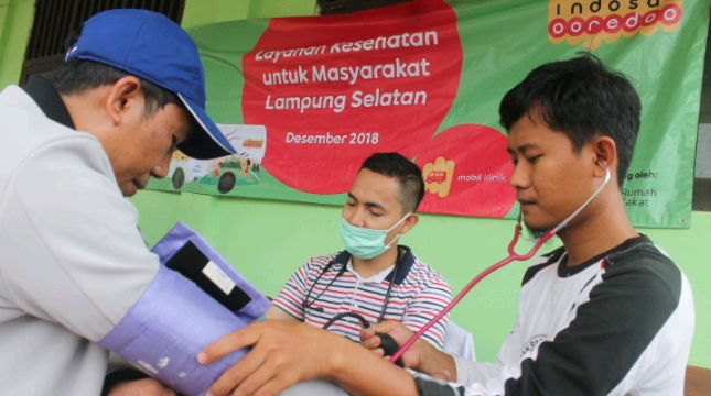 Indosat Ooredoo Terjunkan Mobil Klinik