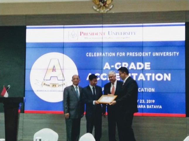 President University berhasil mendapatkan akreditasi A setelah 16 tahun berdiri.