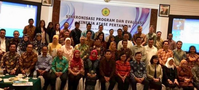 Singkronisasi dan evaluasi kinerja atas pertanian