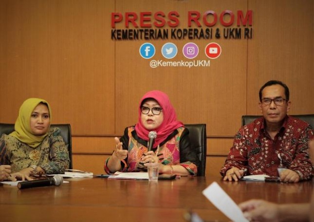 Dirut Smesco Indonesia Emilia Suhaimi, di Kementerian Koperasi dan UKM, Rabu (13/2/2019).