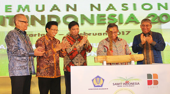 Menteri Perindustrian Airlangga Hartarto pada Pertemuan Nasional Sawit Indonesia Tahun 2017 di Jakarta, Kamis(01/02/2017)