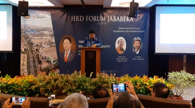 Menteri Perindustrian Airlangga Hartarto saat menjadi pembicara dalam acara HRD Forum Jababeka (Foto: Ridwan/Industry.co.id)