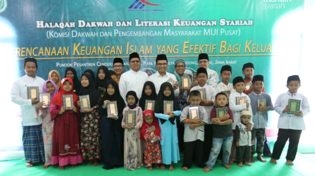 Sinar Mas lanjutkan program Wakaf Quran bagi Negeri di kawasan Depok, Jawa Barat