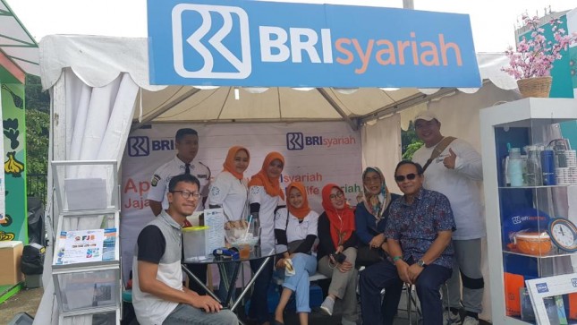 Booth BRI Syariah di Festival Jajan Bango Senayan