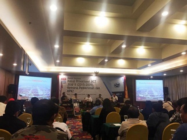 Suasana diskusi yang bertajuk “Kasus Privatisasi JICT Jilid II (2015-2039), Kemana Pemerintah dan KPK” yang digelar Serikat Pekerja (SP) JICT di Hotel Sunlake, Sunter, Jakarta, Kamis (21/03/2019) petang.