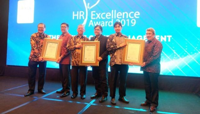 Lintasarta meraih penghargaan dalam ajang HR Excellence Award 2019 (Foto: INDUSTRY.co.id)