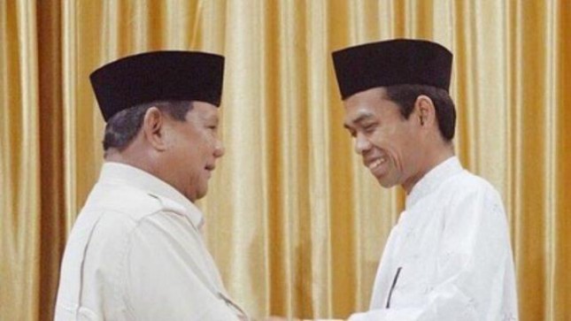Capres Prabowo Subianto dan Ustadz Abdul Somad(Foto Dok Industry.co.id)
