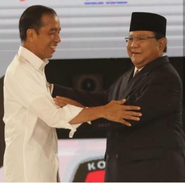 Capres Jokowi dan Capres Prabowo (Foto Dok Industry.co.id)