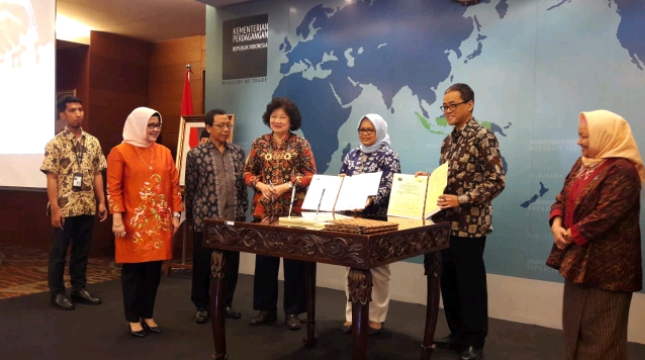 Penandaanganan Perjanjian Kerja Sama Kemendag-Dekranasda DKI Jakarta-UMN