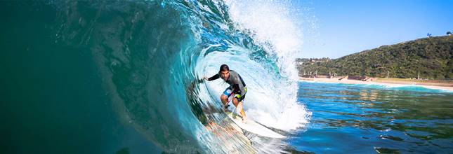 Bali Surfing (Foto Dok Travel Insurance)