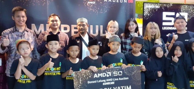 AMD Donasikan Perangkat Teknologi Untuk Tingkatkan Kinerja Sekolah di Sulawesi Tengah