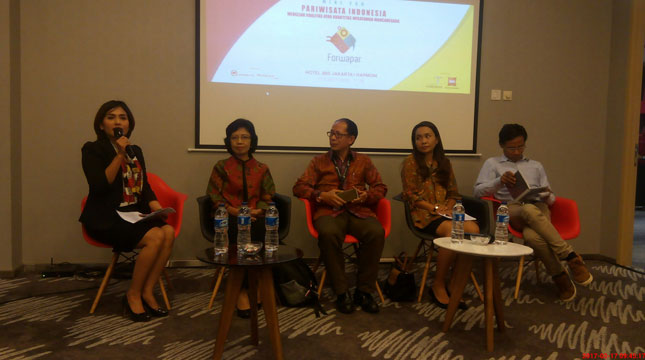 Acara Forum Wartawan Pariwisata Indonesia yang mengangkat tema "Pariwsata Indonesia Mengejar Kualitas atau Kuantitas Wisatawan Mancanegara" 
