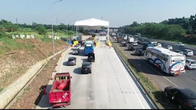 Kepadatankendaraan di jalan tol (Foto Dok Jasa Marga)