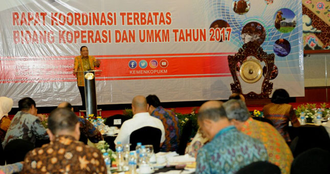 Menteri Koperasi dan UKM Puspayoga, Dalam Rapat Koordinasi Bidang Koperasi dan UKM Tahun 2017