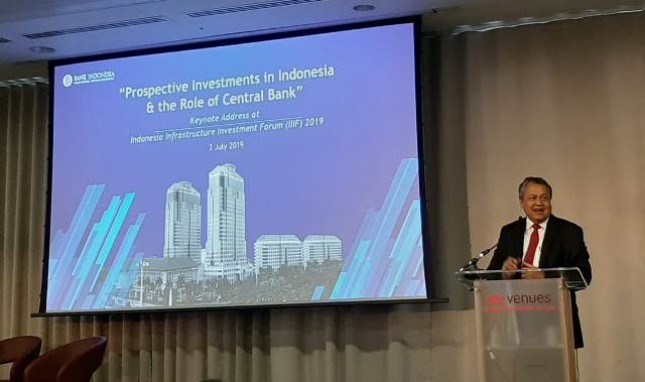 Gubernur BI Perry Warjiyo dalam Indonesia Infrastructure Investment Forum (IIIF) 2019, di London, Inggris, Selasa (2/7) Foto: Humas Setkab