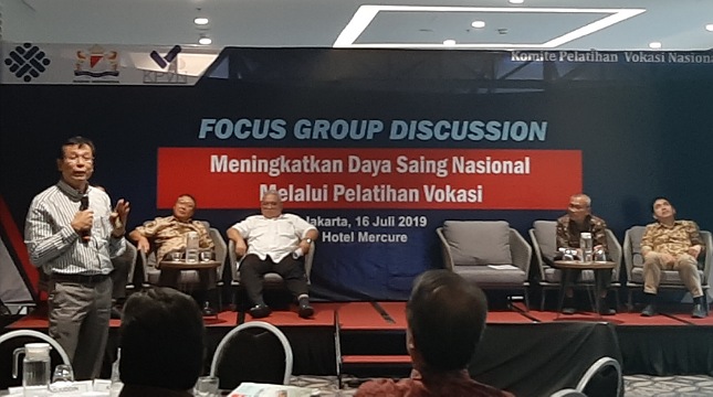 Focus Group Discussion Meningkatkan Daya Saing Nasional Melalui Pelatihan Vokasi