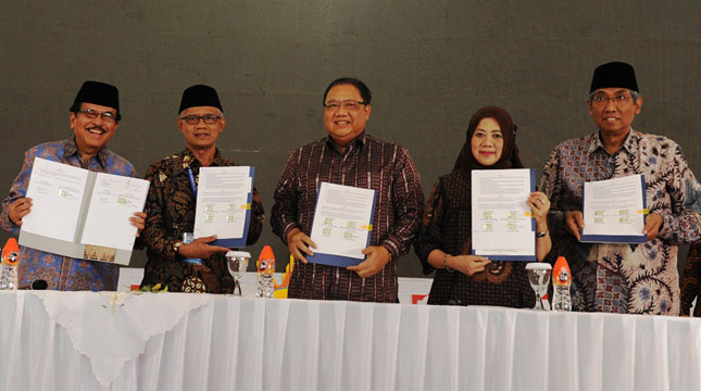Menkop dan UKM Puspayoga, Ketua PP Muhammadiyah Haedar Nashir, Sekjen Kominfo, Farida Dwi Cahyarin