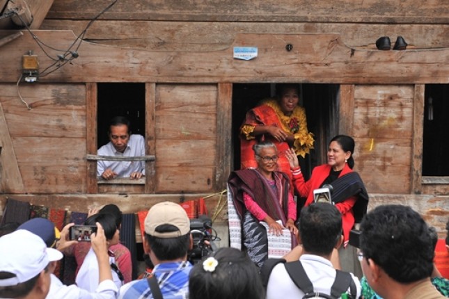 Pemerintah Segera Perbaiki Rumah Adat Batak Samosir (Foto Dok Setkab)