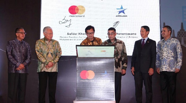 Penandatanganan kerjasama Mastercard dan PT Artajasa Pembayaran Elektronis (Artajasa) guna mendukung dan meningkatkan kemampuan ekosistem Gerbang Pembayaran Nasional (GPN) Indonesia di Jakarta, Kamis (15/8).(Ist)