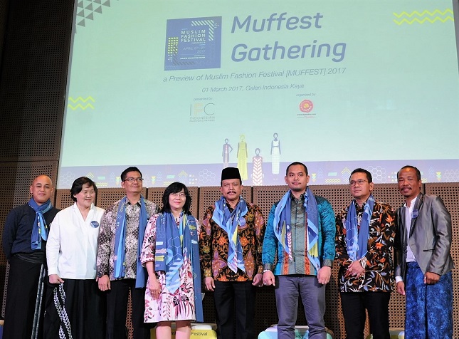 Sekretaris Kemenkop dan UKM Agus Muharram, dalam diskusi panel pra Muslim Fashion Festival (Muffest) Indonesia 2017, di Jakarta, Rabu (1/3). 