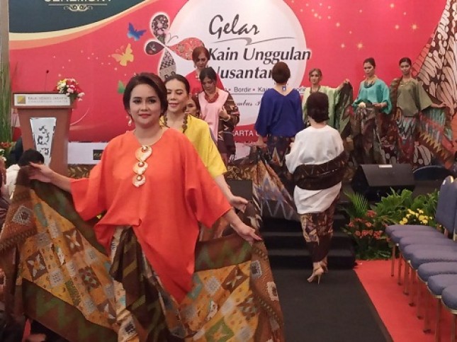 Gelar Kain Unggulan Nusantara, bertujuan untuk meningkatkan awareness masyarakat terhadap budaya lokal yang beragam dan bercitarasa kearifan lokal yang tinggi. 