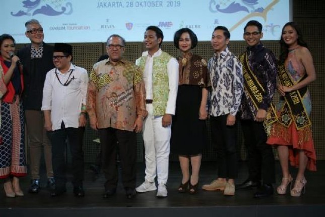 Finalis Putra-Putri Batik Nusantara 