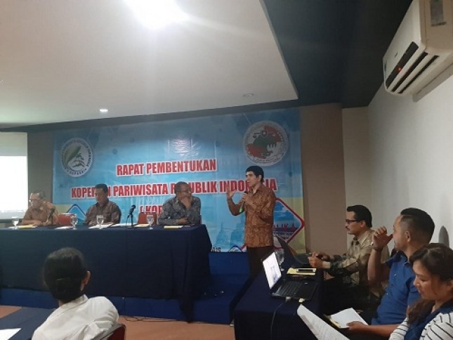 Deklarasi Pembentukan Koperasi Pariwisata Ri Memperkuat 11 Destinasi Wisata Prioritas