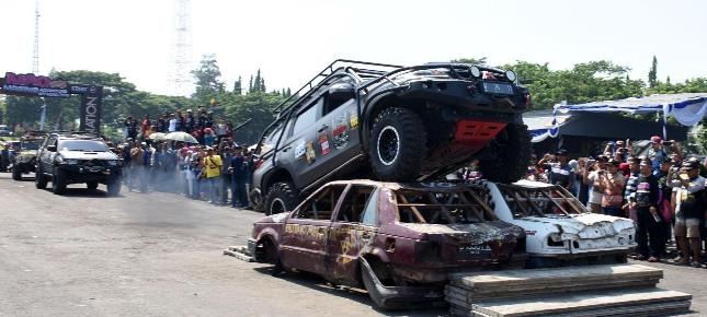 Dankomar Lepas Peserta Lomba Marinir Adventure Offroad