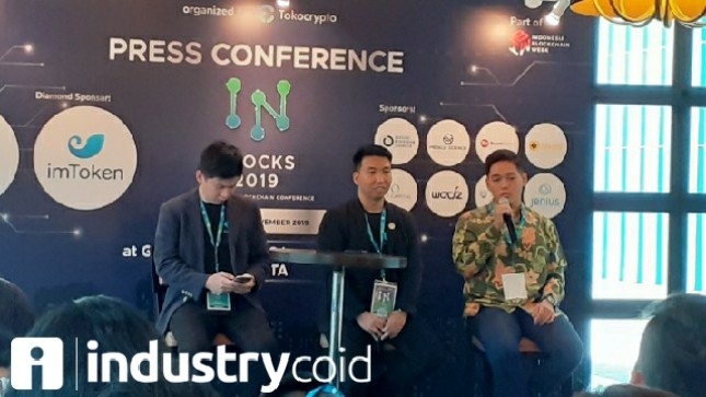 CEO Tokocrypto Pang Xue Kai (pojok kanan batik) saat konferensi pers di Jakarta (Foto: Ridwan/Industry.co.id)