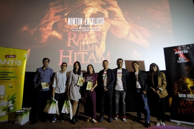 Antis, pelopor Hand Sanitizer di indonesia sangat mengapresiasi film Ratu Ilmu Hitam yang baru-baru ini tayang di bioskop diseluruh Indonesia. 