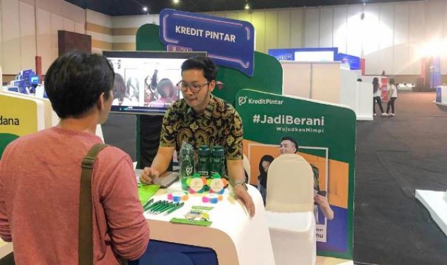 Kredit Pintar Membawa Kampanye #JadiBerani Surabaya 