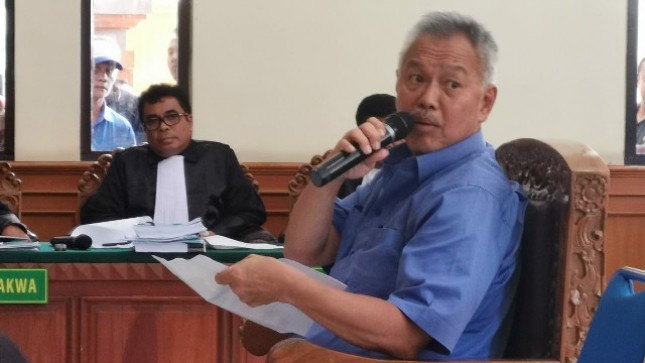 Pengusaha Tomy Winata saat jadi saksi dalam sidang kasus Hotel Paradiso, Bali