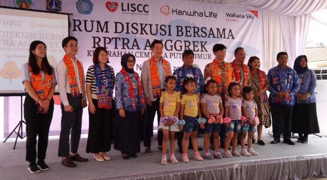 Hanwha Life bekerja sama dengan Pemerintah DKI Jakarta, World Vision Korea dan Wahana Visi Indonesia (WVI) membangun RPTRA Anggrek Rawasari di Cempaka Putih