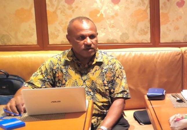 Dr. Ir. Yacob Fonataba M.Si - Kepala Dinas Tanaman Pangan Hortikultura dan Perkebunan Provinsi Papua Barat