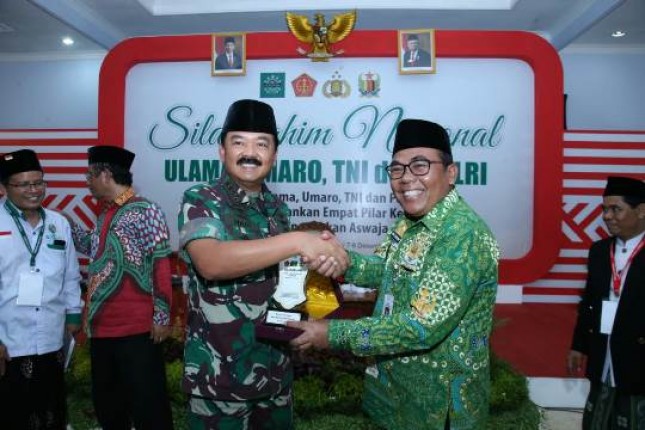 Panglima TNI Marsekal TNI Dr. (H.C.) Hadi Tjahjanto, S.I.P