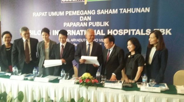 Ketut Budi Wijaya, Presdir PT Siloam Hospital Tbk bersama jajaran Dewan Direksi. (Herry Barus/INDUSTRY)