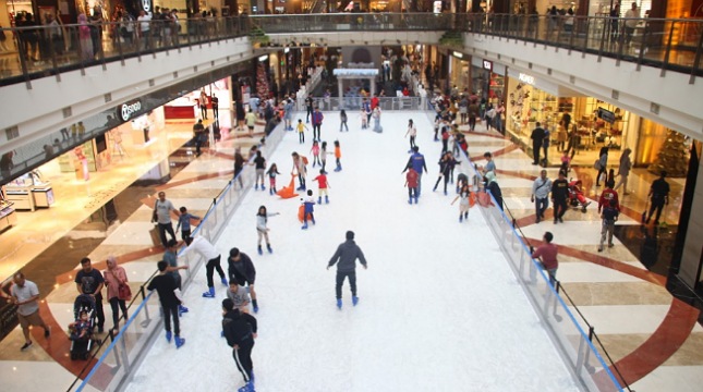 Rayakan Natal dan Tahun Baru Ala Kota Paris di Pondok Indah Mall