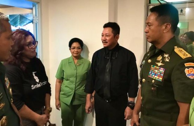 TNI AD-Smile Train Indonesia dan Persatuan Dokter Spesialis Bedah Melaksanakan Operasi Sumbing 