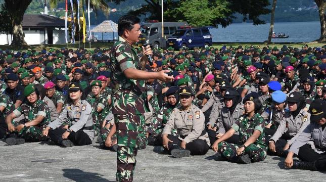 Panglima TNI Marsekal TNI Dr. (H.C.) Hadi Tjahjanto, S.I.P