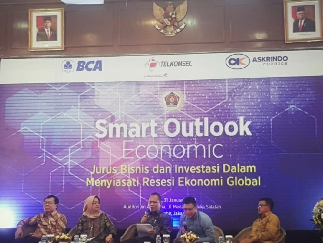 Para pembicara Smart Outlook Economic