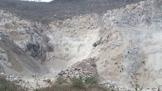 Tak Mau Lingkungan Rusak, Tokoh Masyarakat Luwuk-Lolok Tolak pabrik semen dan tambang batu kapur (foto ilustrasi)