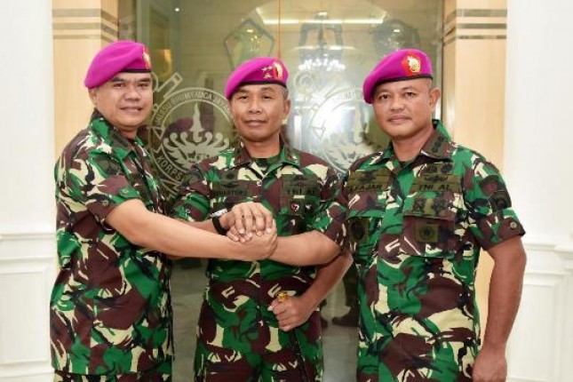Komandan Korps Marinir Komandan Korps Marinir Mayjen TNI (Mar) Suhartono M.Tr. (Han). 