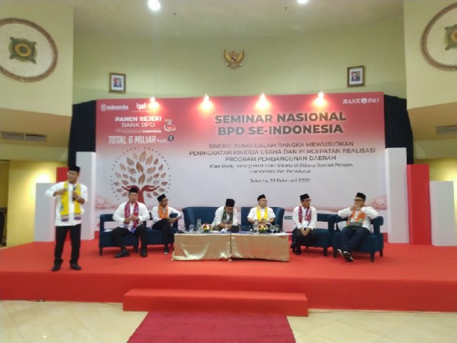 Bank DKI dan BPD se Indonesia melaksanakan seminar peningkatan program pembangunan daerah