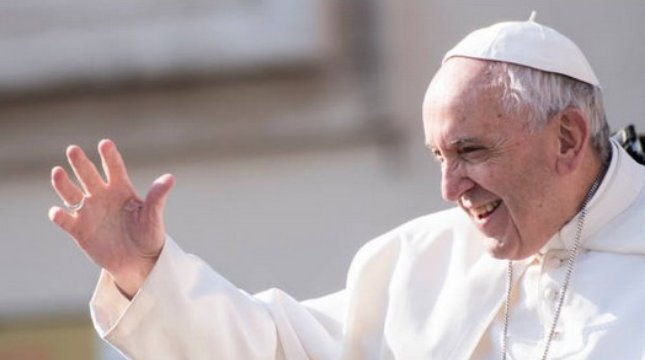 Paus Fransiskus. (Photo by Massimo Valicchia/NurPhoto via Getty Images)