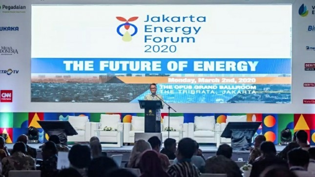 Menteri Esdm Arifin di Jakarta