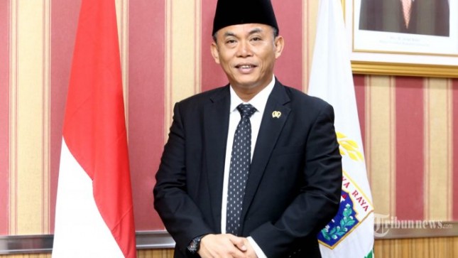 Ketua DPRD DKI Jakarta Prasetyo Edi Marsudi, saat ditemui di ruang kerjanya di Gedung DPRD, Jakarta Pusat