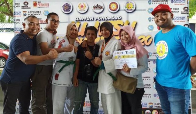 Personel Bakamla Sabet Medali Kejuaraan Ju-Jitsu Antar Dojo 