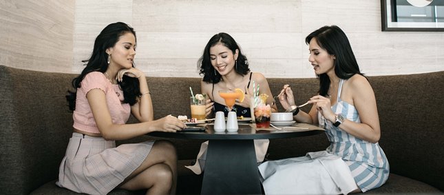 Penghematan Bersantap Mulai 30% di Holiday Inn & Suites Jakarta Gajah Mada